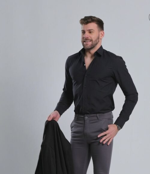 Camisa slim algodão c/ elastano preta