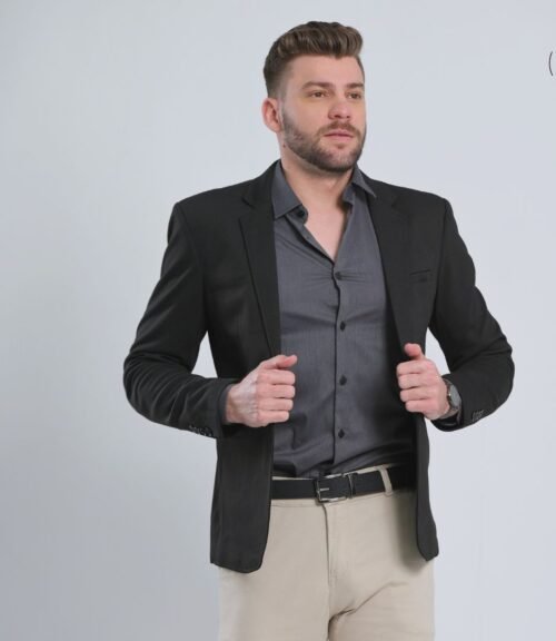 Blazer preto algodão c/ elastano slim