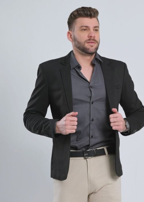 Blazer preto algodão c/ elastano slim