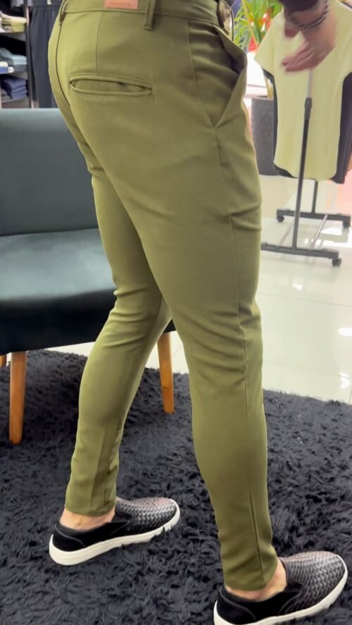 Calça alfaiataria cós transpassado verde - Imagem 2